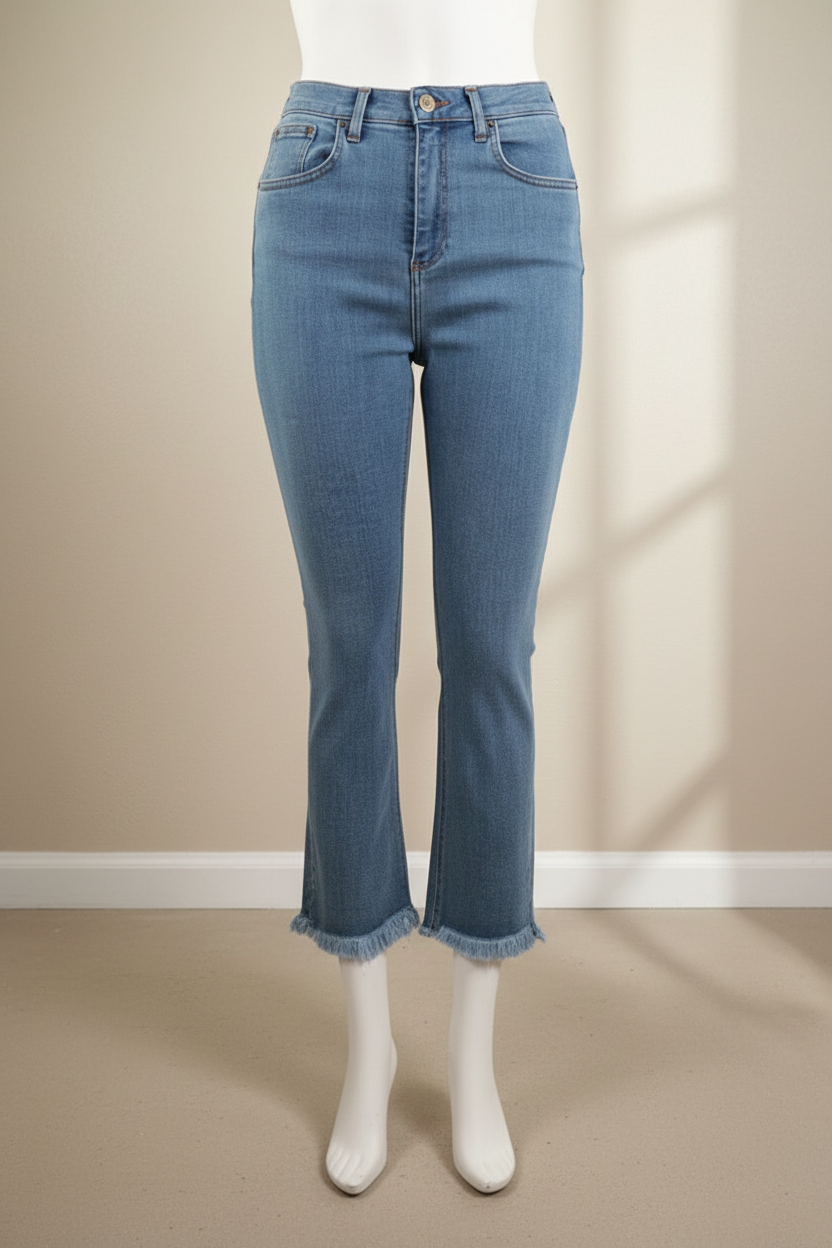 Jean court taille haute bleu clair Frippindealz avec ourlets effilochés en coton et élasthanne