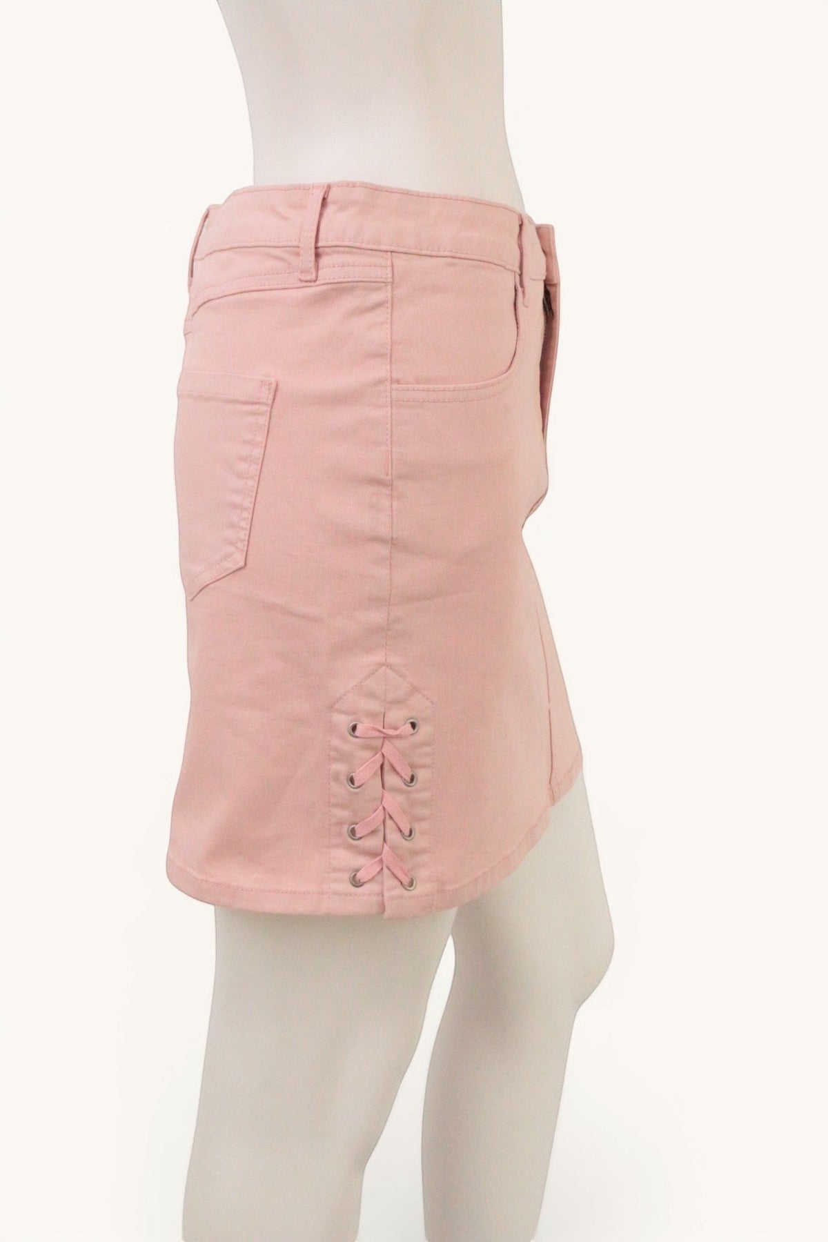 Frippindealz Jupe courte rose poudré en coton stretch, taille 38, avec détail laçage côté style Y2K.
