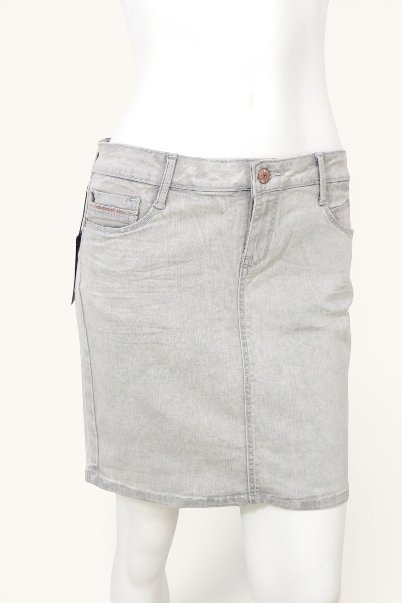 Jupe droite courte en denim gris clair Frippindealz, taille 38, style Y2K, matière stretch.