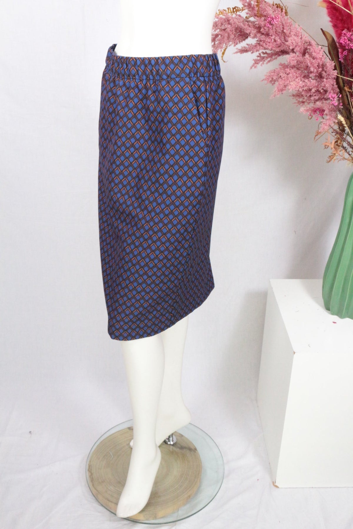 Jupe mi-longue Frippindealz en polyester bleu et marron avec motif graphique géométrique pour un look business casual