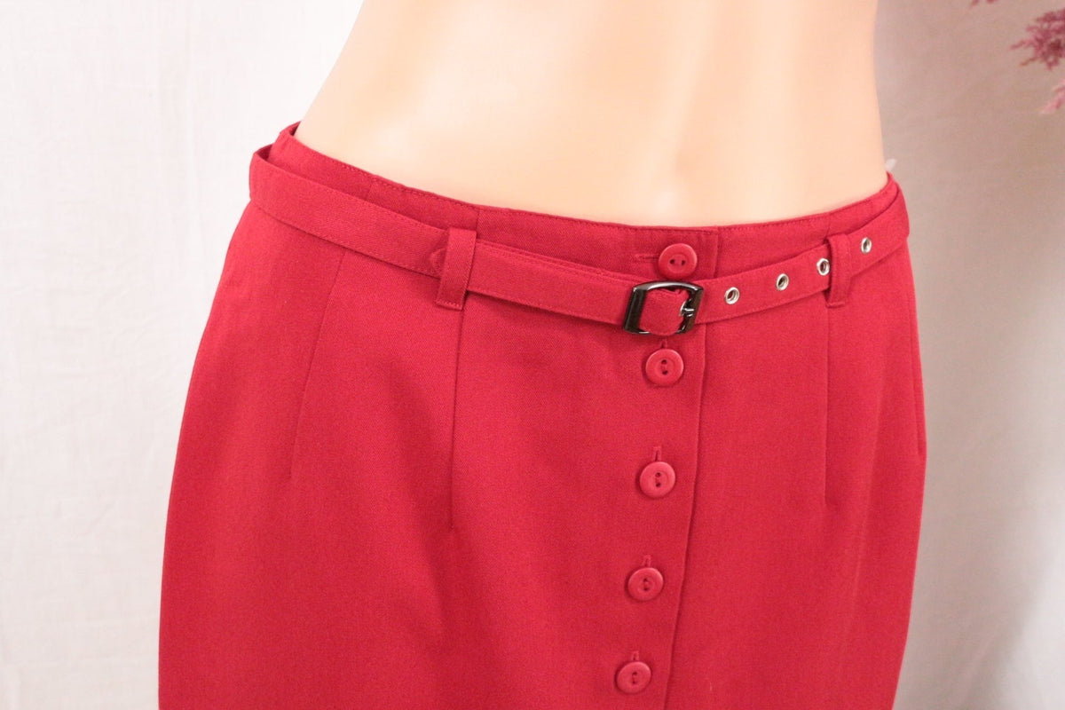 Jupe rouge Frippindealz en polyester et viscose avec boutonnière centrale et ceinture ajustable