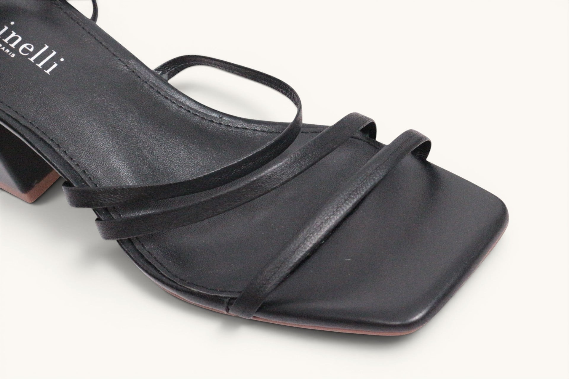 Sandales spartiates Frippindealz Minelli en cuir noir avec bout carré et talon de 8 cm