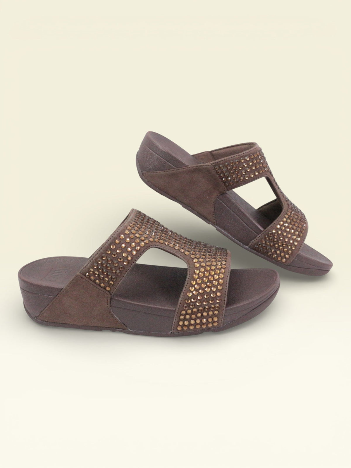 Mules Fitflop marron ornées de strass dorés, sandales confortables Frippindealz avec semelle ergonomique
