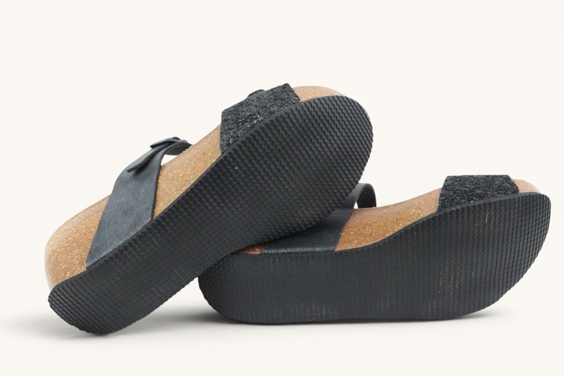 Mules à plateforme Frippindealz Dr Brinkmann noires en cuir avec semelle en liège et détails scintillants