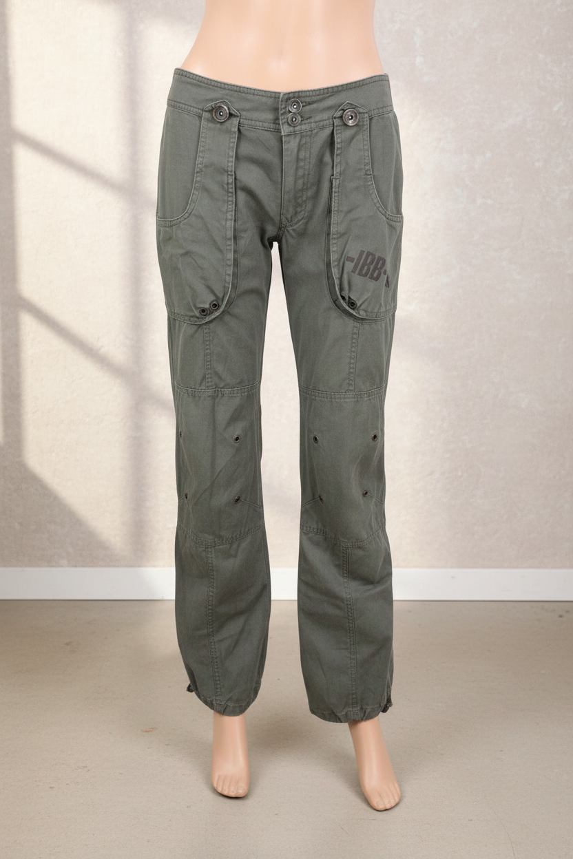Pantalon cargo kaki Frippindealz en coton avec poches militaires et bas de jambe ajustables