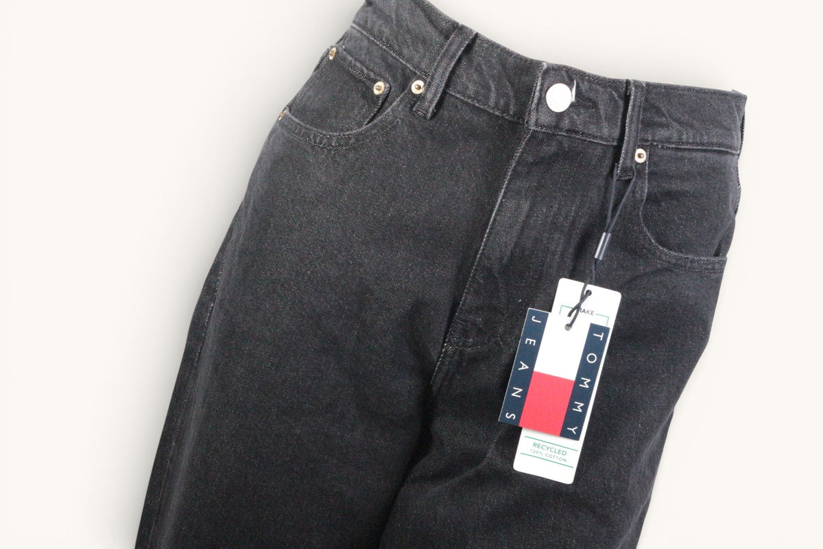 Pantalon jean noir Tommy Hilfiger en coton recyclé neuf avec étiquette, vendu par Frippindealz