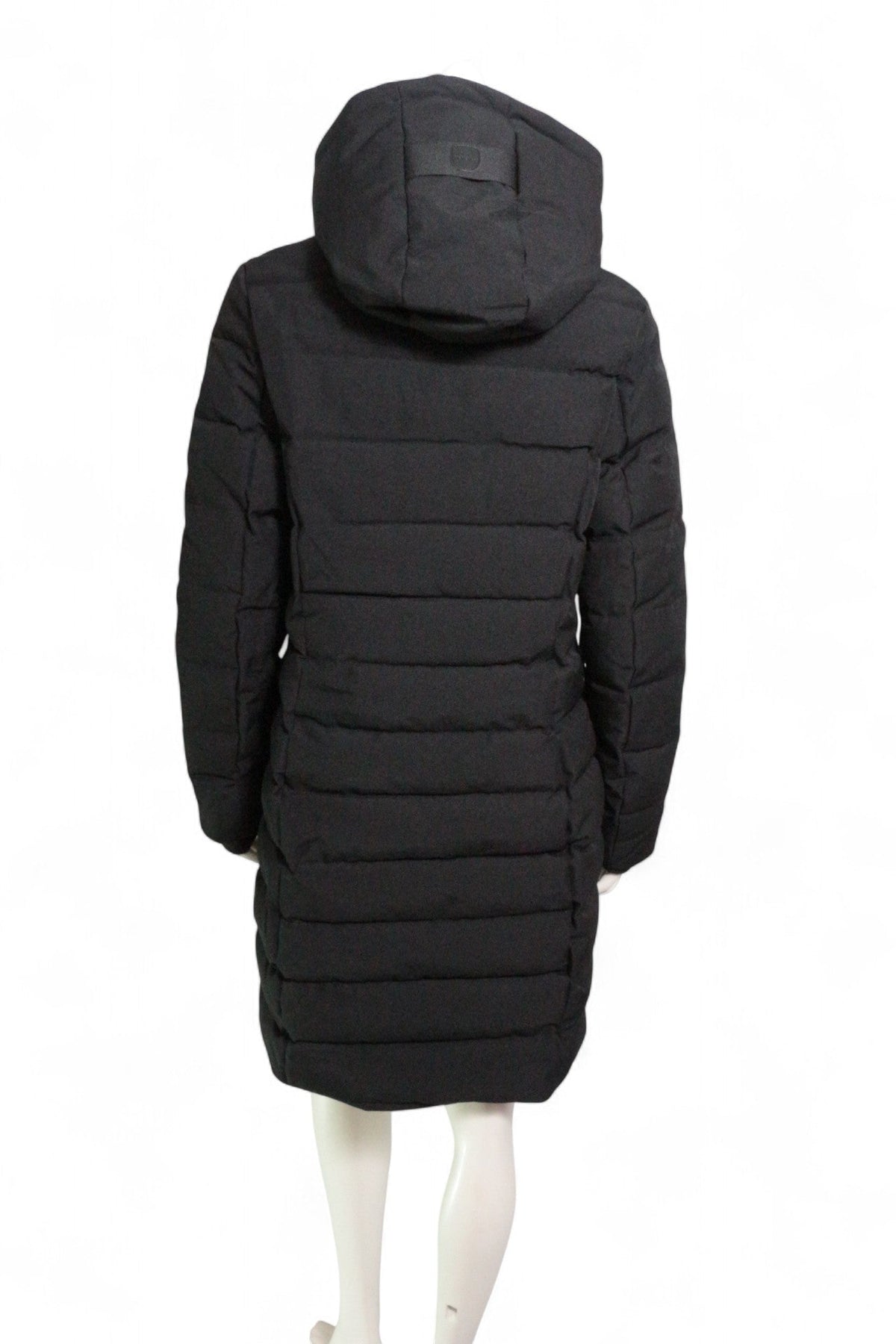 Parka longue noire Helvetica pour femme avec capuche, vue arrière, disponible chez Frippindealz