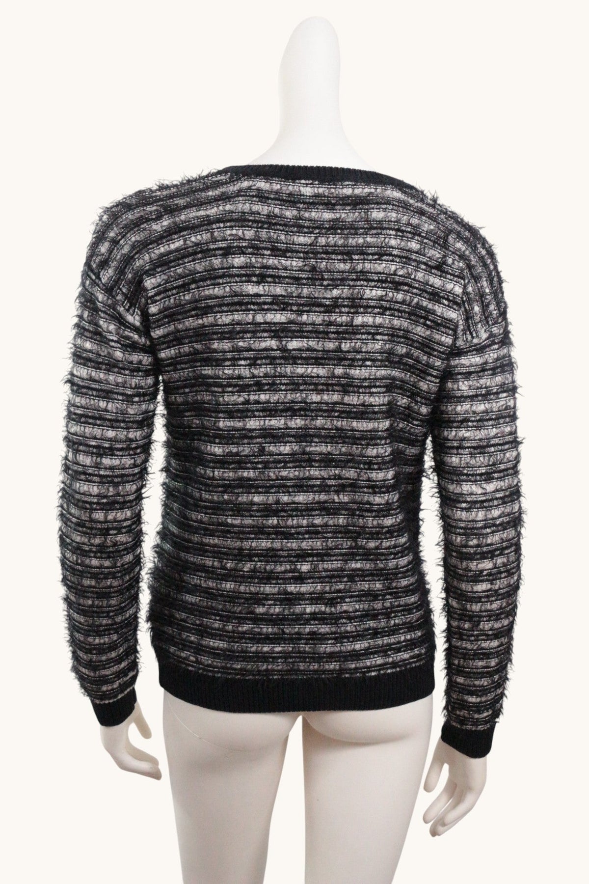 Vue arrière du pull rayé noir et blanc Frippindealz Pepe Jeans en coton et polyamide, texture douce, taille S