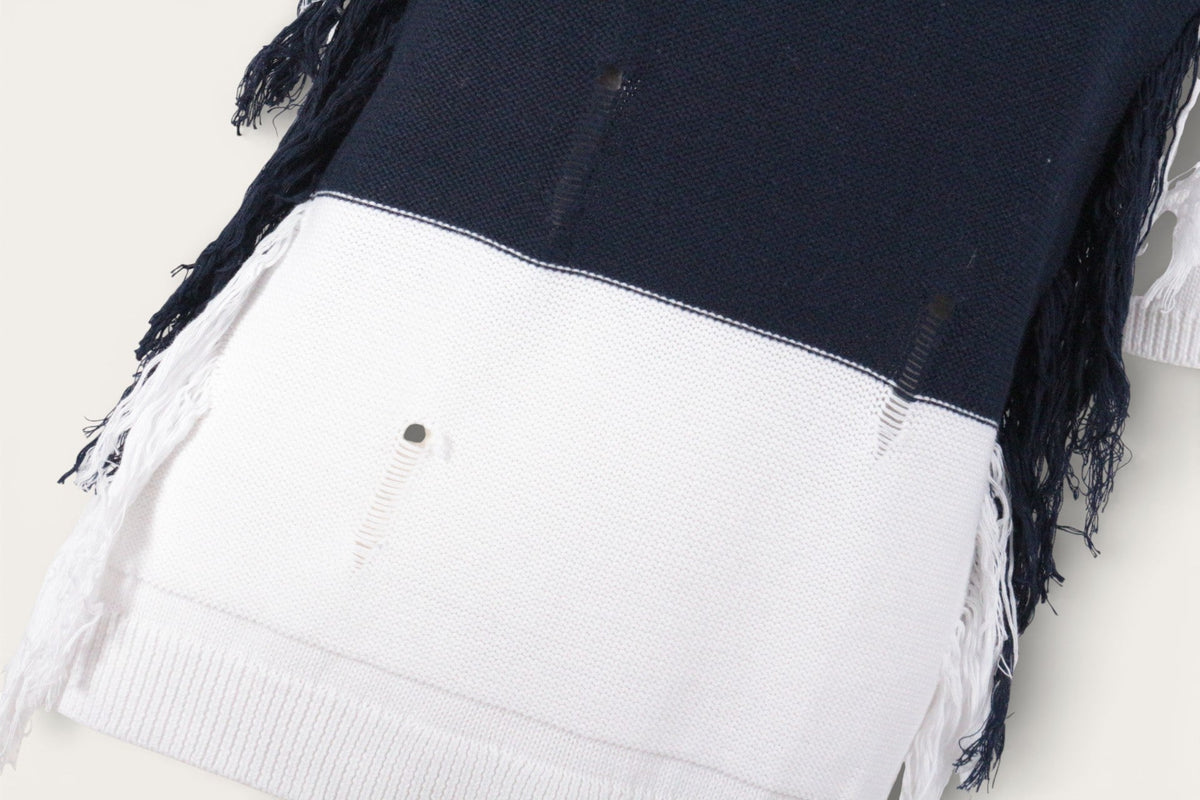 Pull en coton bicolore bleu marine et blanc Frippindealz avec détails effilés et style rebelle chic