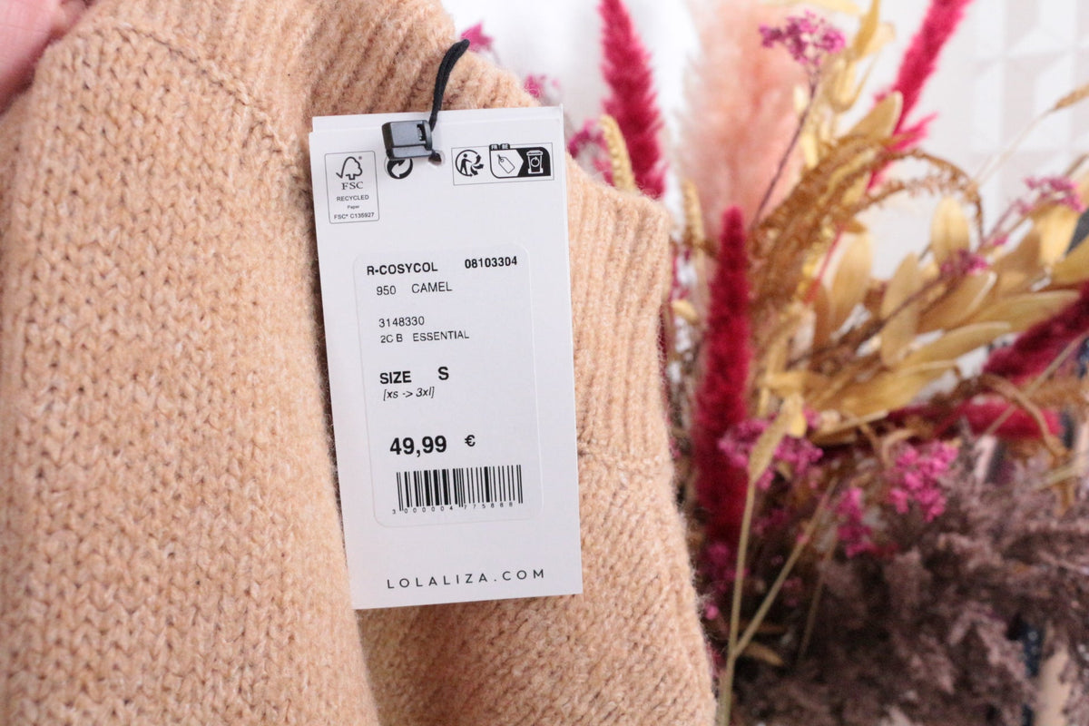 Pull Lolaliza Frippindealz en maille camel avec étiquette de prix neuve et texture douce