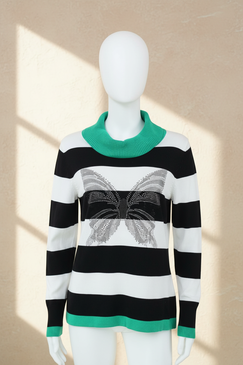 Pull Frippindealz à rayures noir et blanc avec col vert et motif papillon en strass sur mannequin