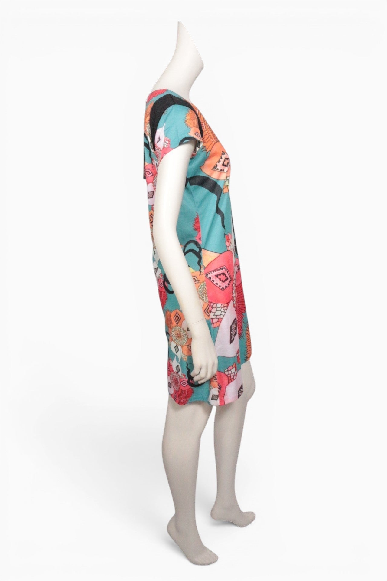 Robe courte multicolore Frippindealz en polyester avec motifs floraux vifs, vue de profil sur mannequin