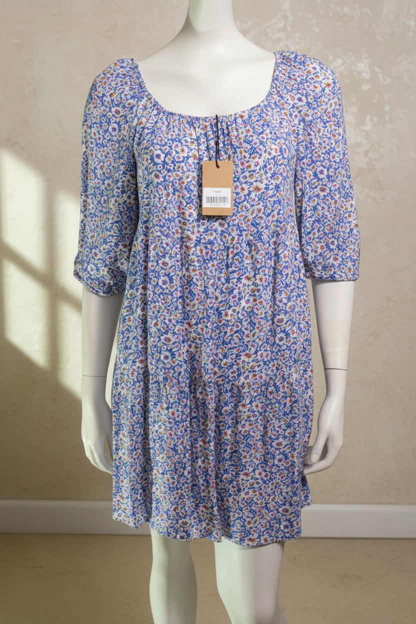 Robe courte Frippindealz Etam en viscose à imprimé floral bleu et blanc avec manches trois-quarts