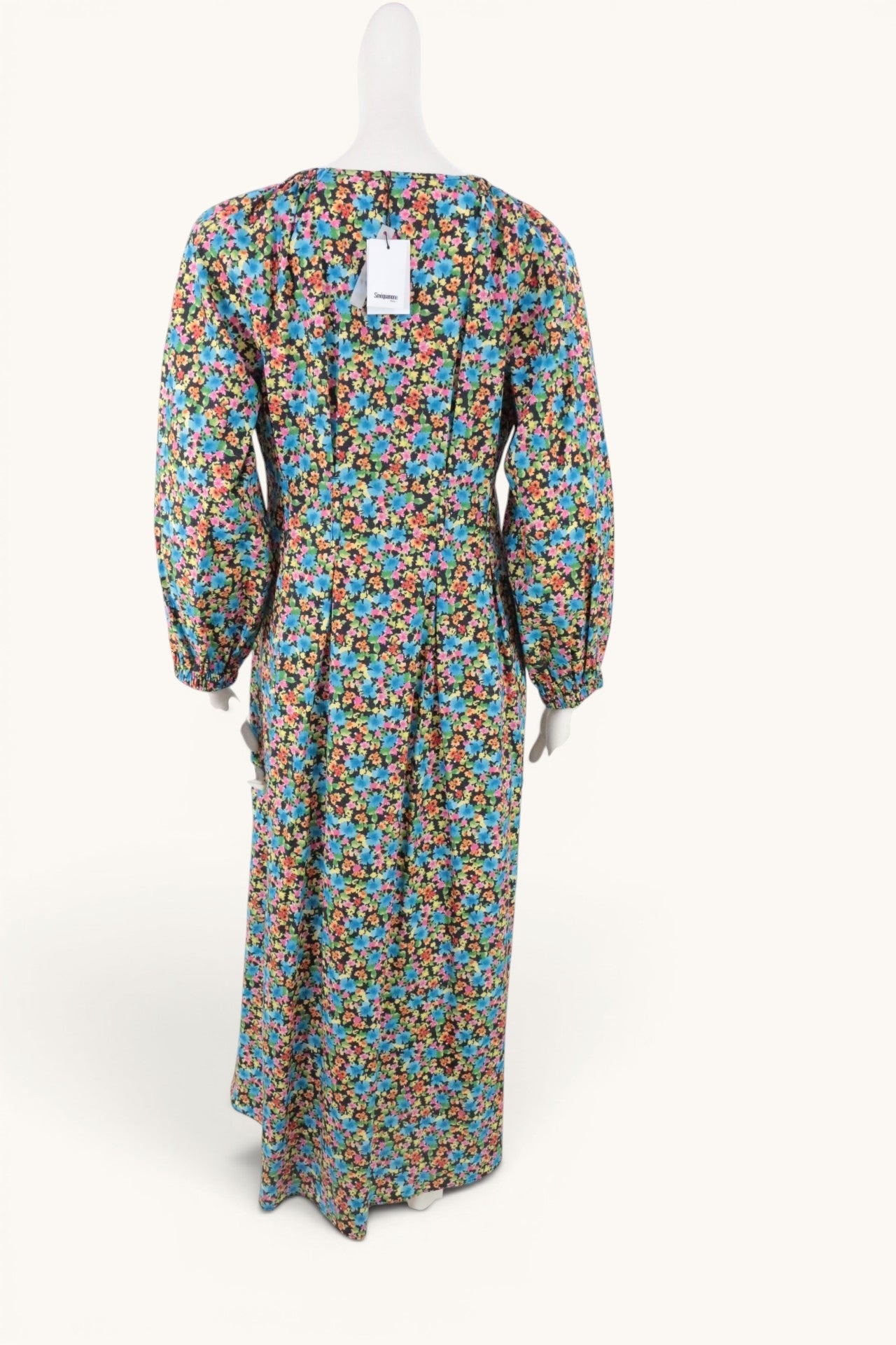 Robe longue Frippindealz Sinéquanone à imprimé floral multicolore sur fond noir avec manches longues amples
