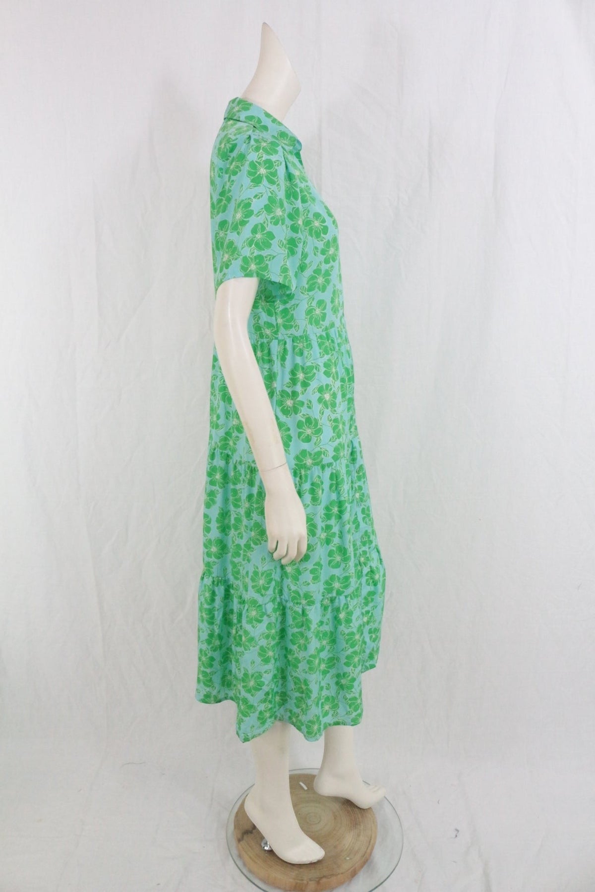Robe longue Frippindealz en polyester vert et bleu clair avec imprimé feuillage tropical et manches courtes