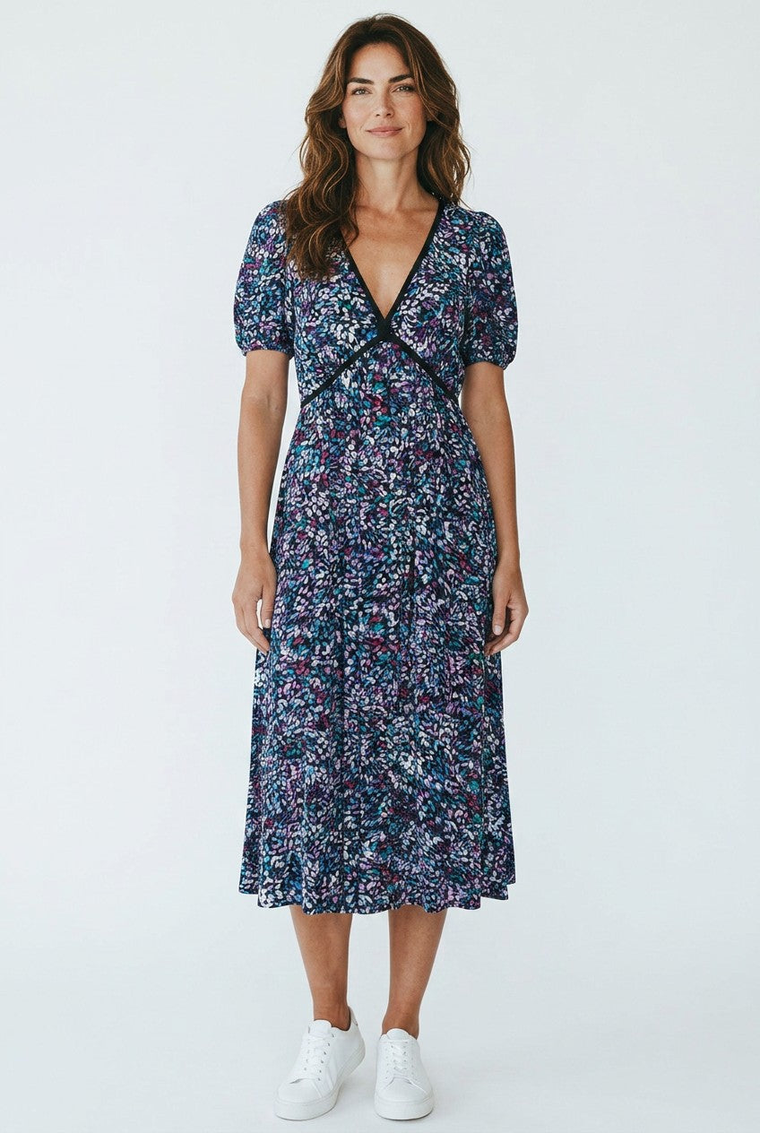 Robe longue Etam Frippindealz en viscose multicolore avec col en V, manches bouffantes et motifs floraux abstraits