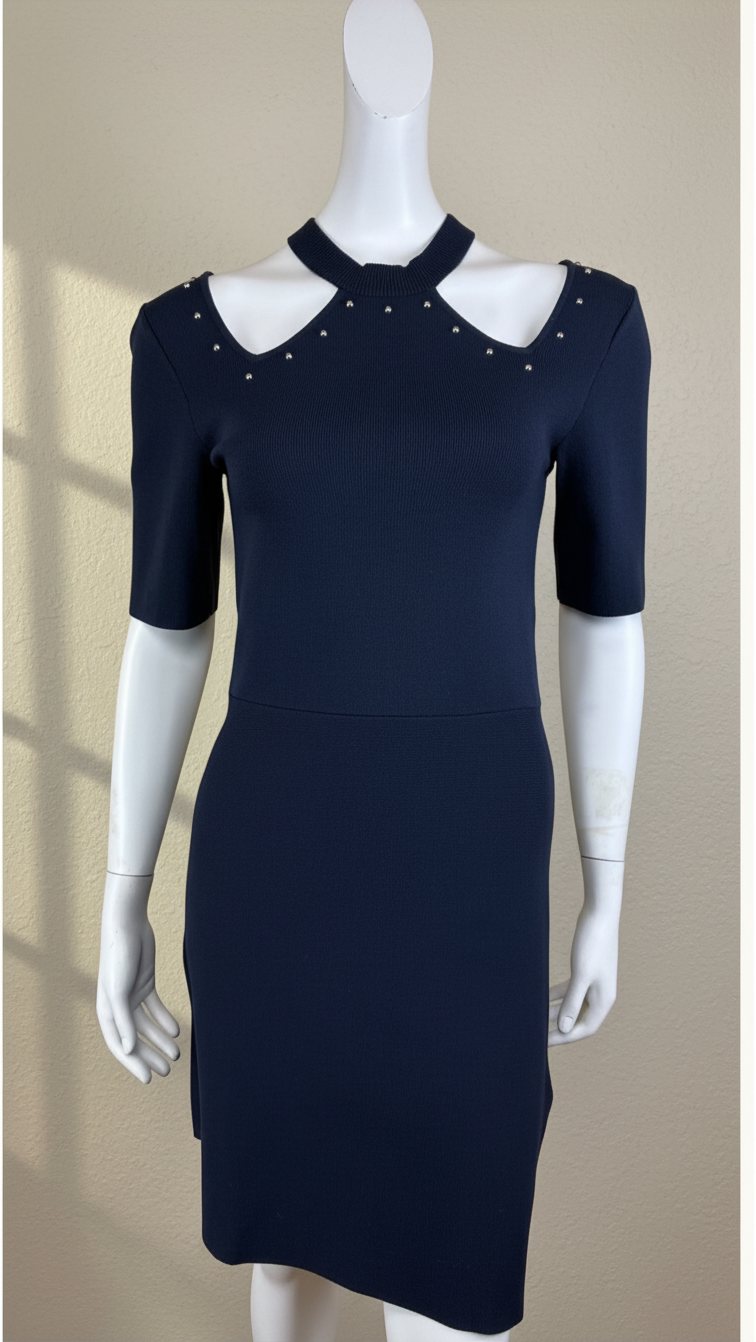 Robe mi-longue Frippindealz bleu marine en maille avec découpes aux épaules et détails cloutés argentés