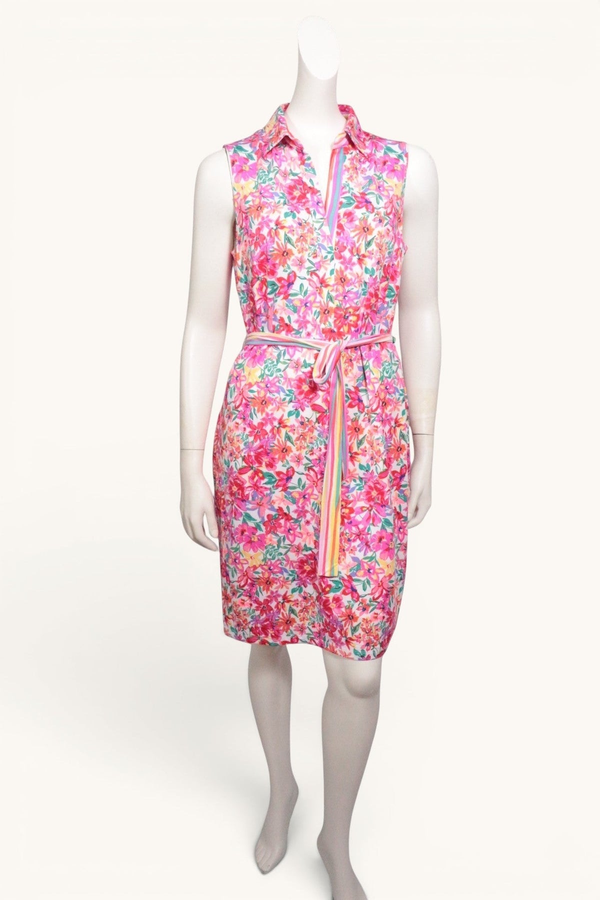 Robe mi-longue Frippindealz à imprimé floral multicolore, coupe droite avec col chemise et ceinture à nouer.