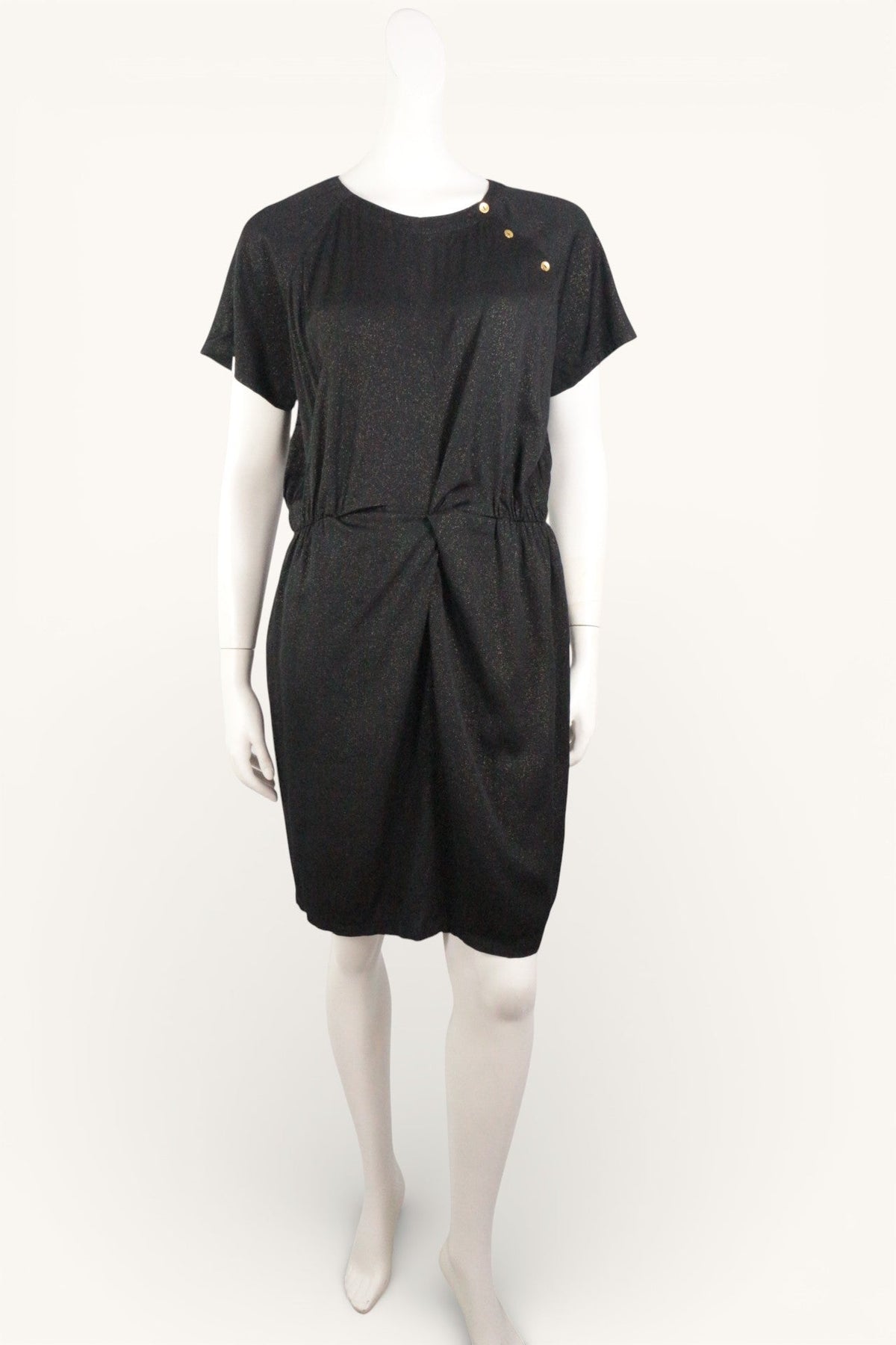 Robe noire scintillante Karl Marc John vendue par Frippindealz avec détails de boutons dorés sur l'épaule