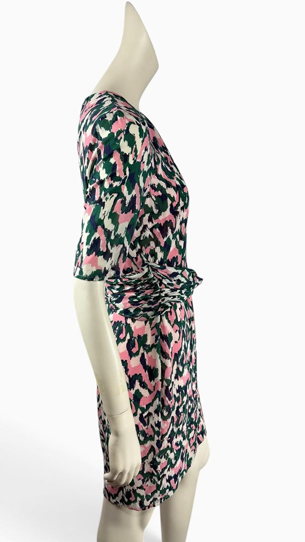 Robe casual Frippindealz Whistles en soie verte à imprimé abstrait multicolore avec taille drapée et manches courtes