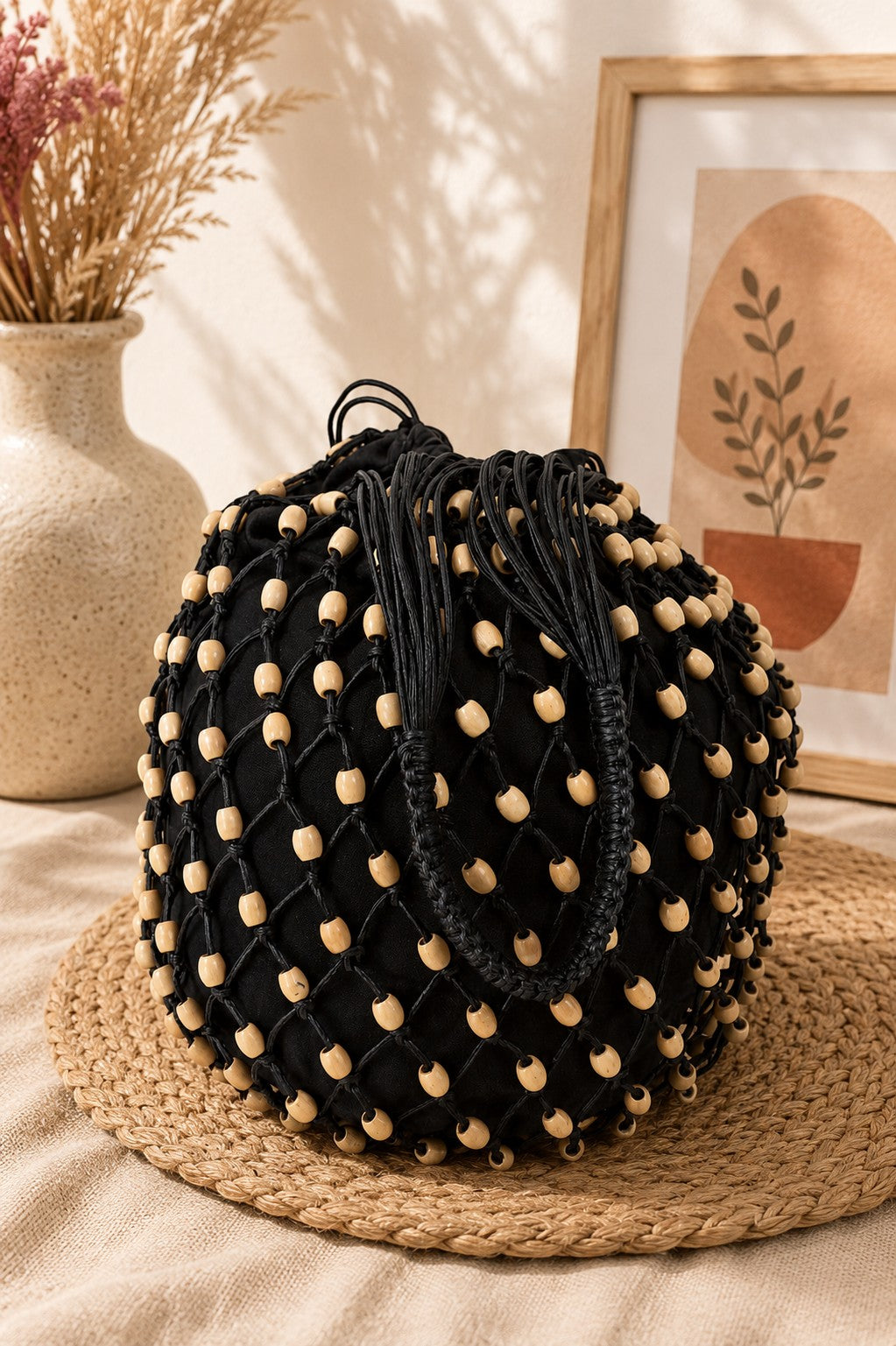 Sac seau noir Eferri en coton avec perles en bois, style bohème, parfait pour la ville.