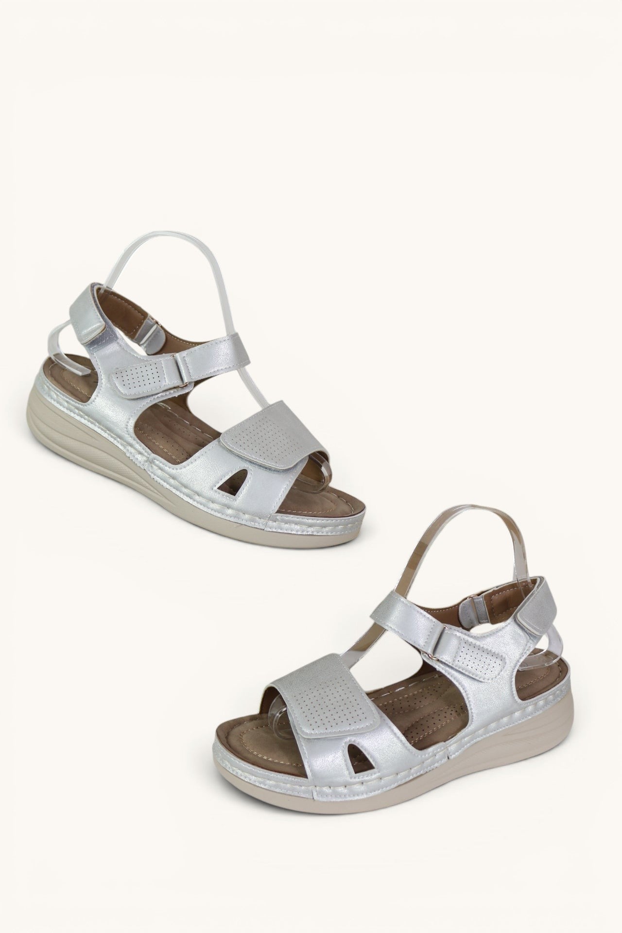 Sandales confort femme Frippindealz NM argentées à brides scratch et semelle compensée pour un maintien optimal