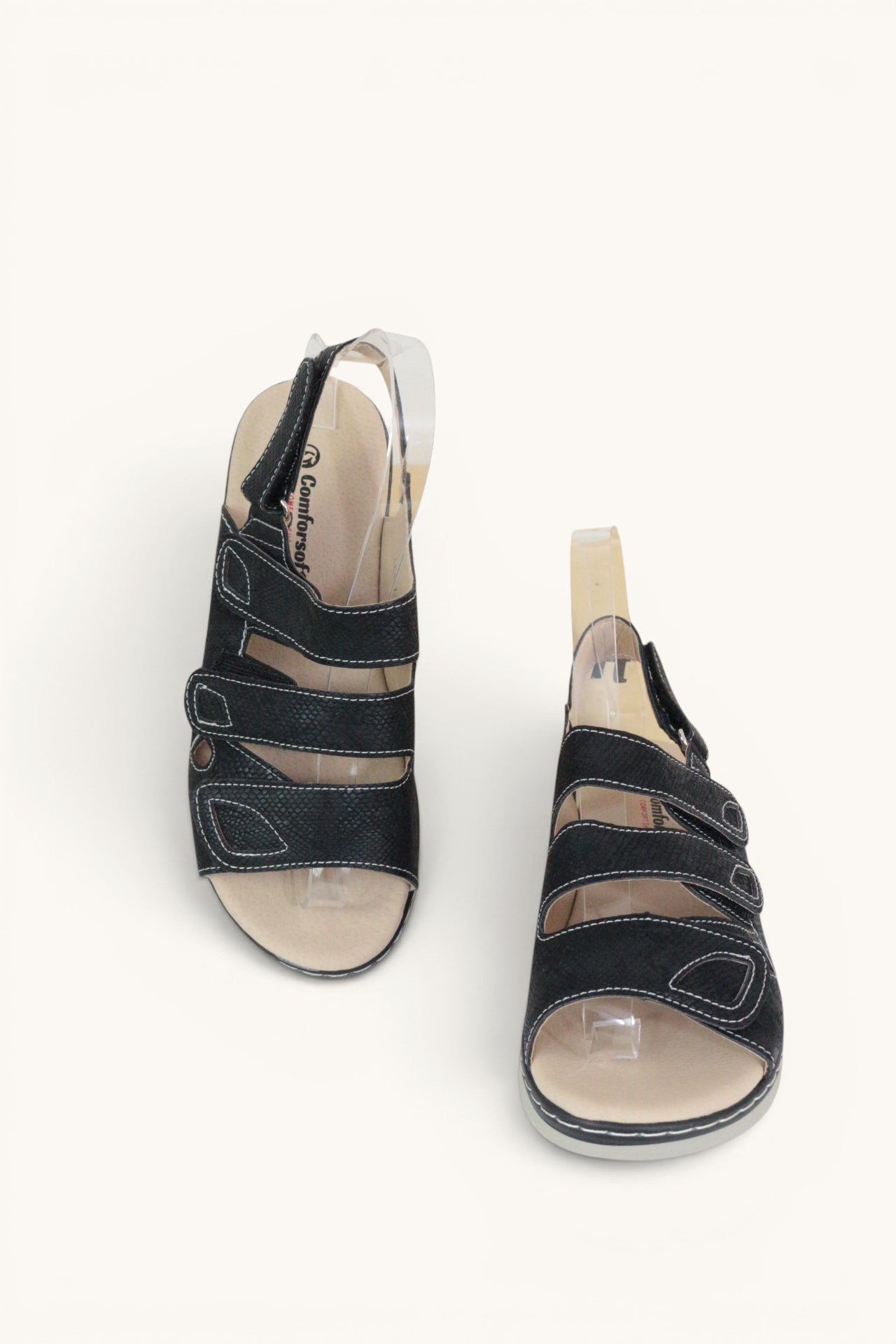 Sandales femme Frippindealz Comfortsoft noires à brides scratch ajustables et semelle compensée légère