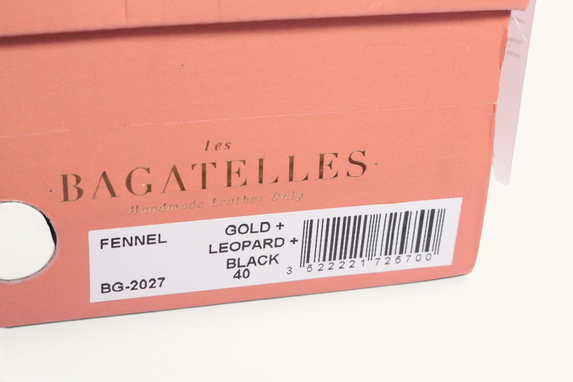 Boîte de sandales Les Bagatelles Fennel en cuir doré, léopard et noir, taille 40.