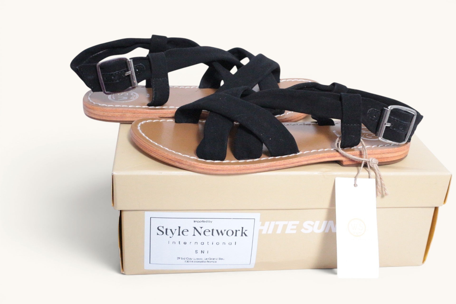 Sandales Frippindealz White Sun en cuir noir avec brides croisées et boucle, neuves avec étiquette, taille 38
