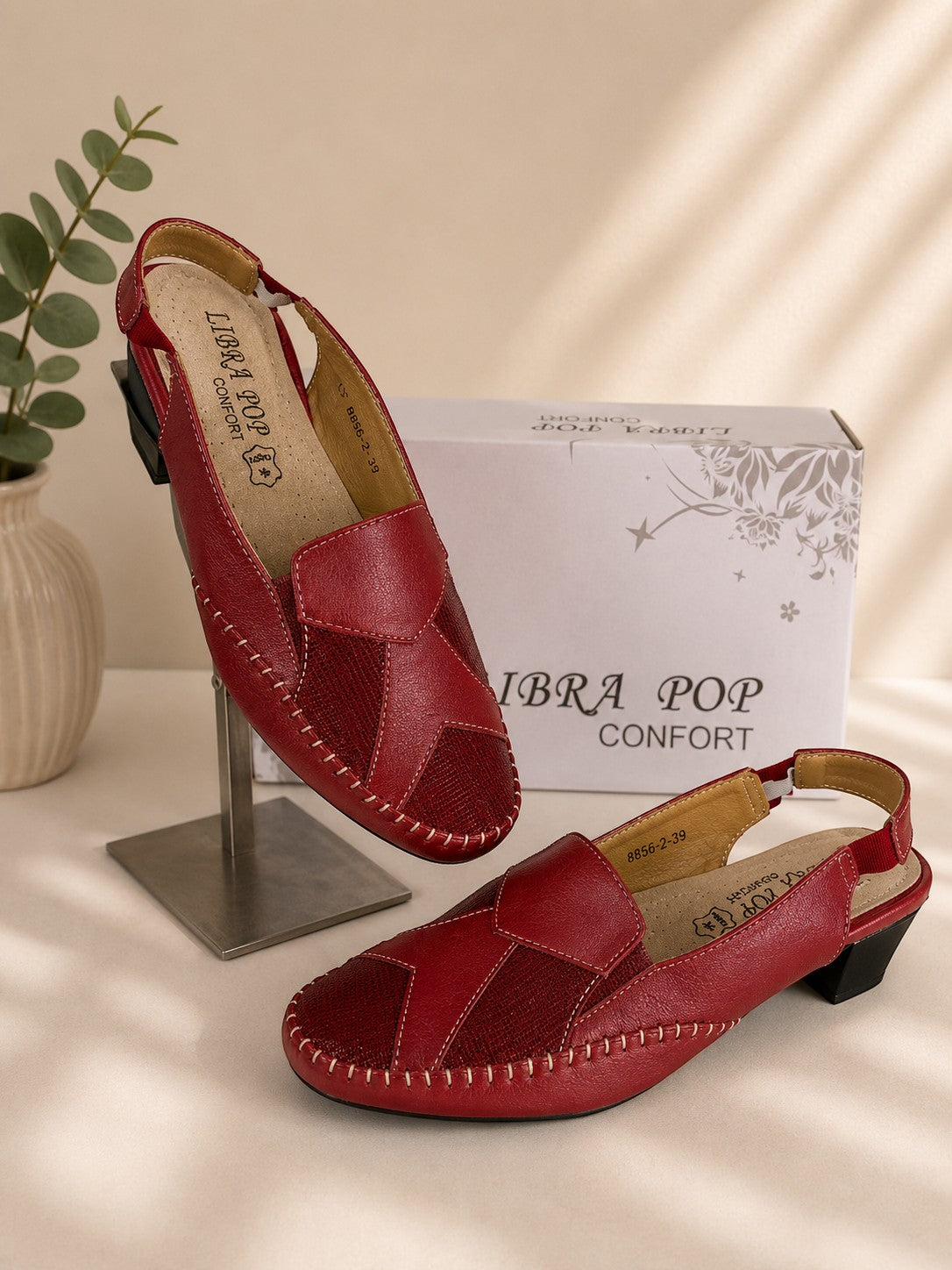 Sandales Frippindealz LIBRA POP en cuir rouge avec talon bloc, bride élastiquée et surpiqûres blanches contrastées