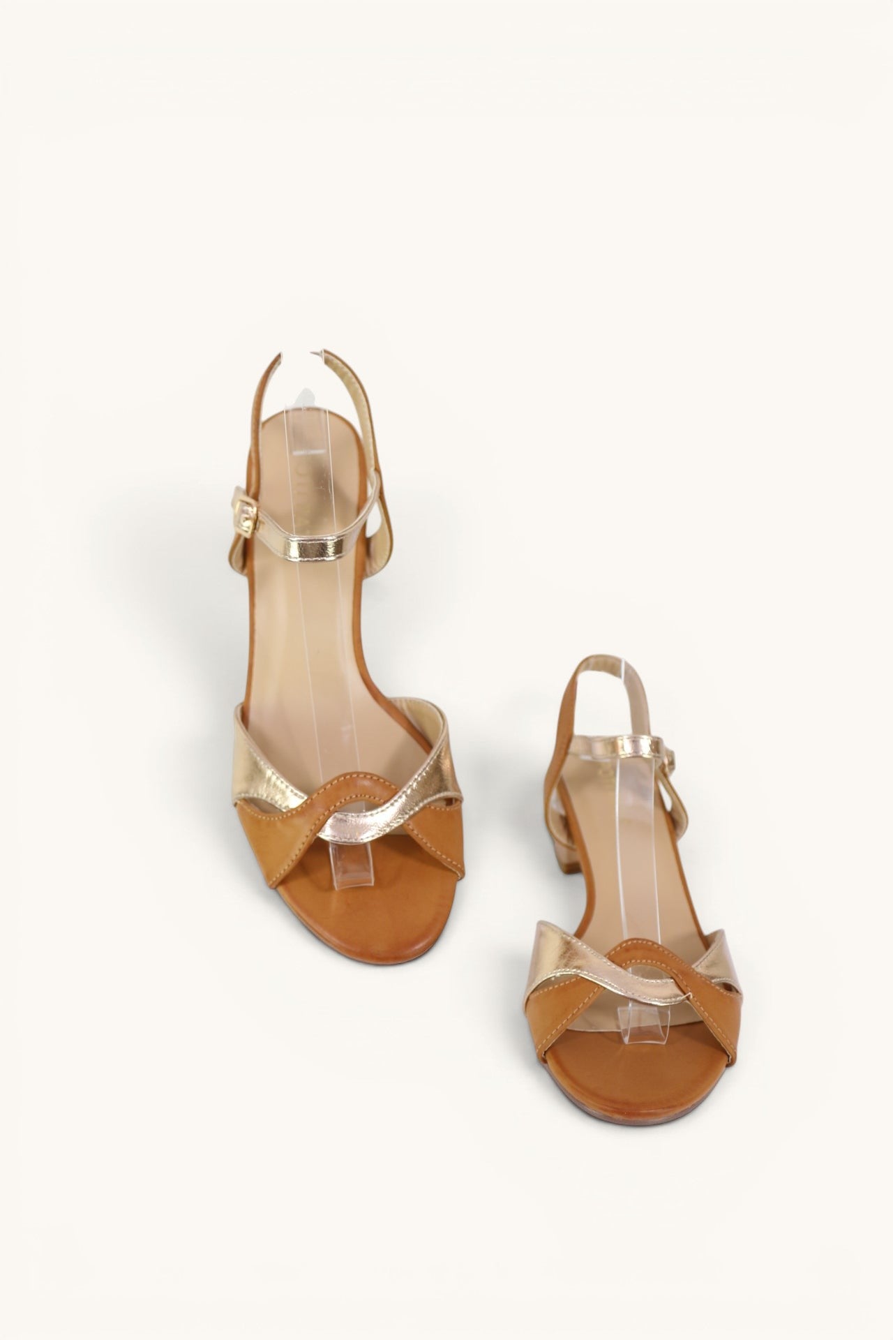 Sandales femme Frippindealz Poti Pati en cuir camel et doré rosé avec talon bloc et bride cheville ajustable