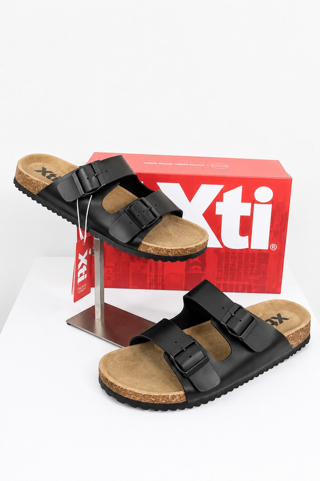 Sandales anatomiques Frippindealz Xti noires pour homme avec double bride réglable et semelle en liège confortable