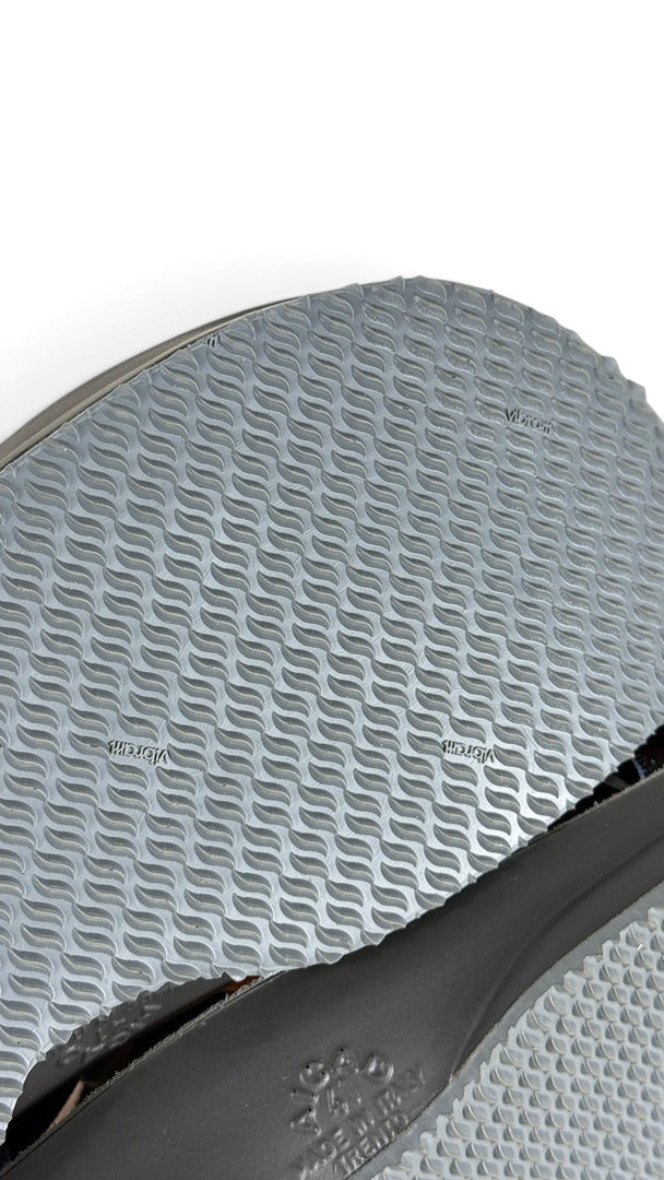 Semelle extérieure Vibram adhérente des sandales de randonnée Frippindealz Lizard Super Hike kaki