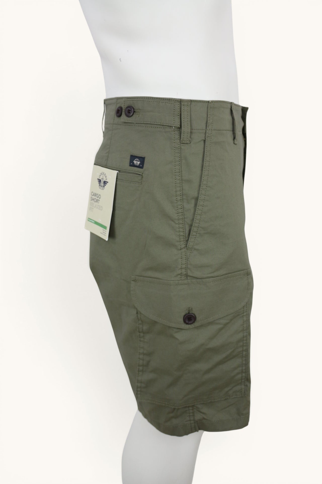 Short cargo homme Frippindealz Dockers kaki olive en coton stretch, coupe Relaxed Fit avec poches latérales à rabat.