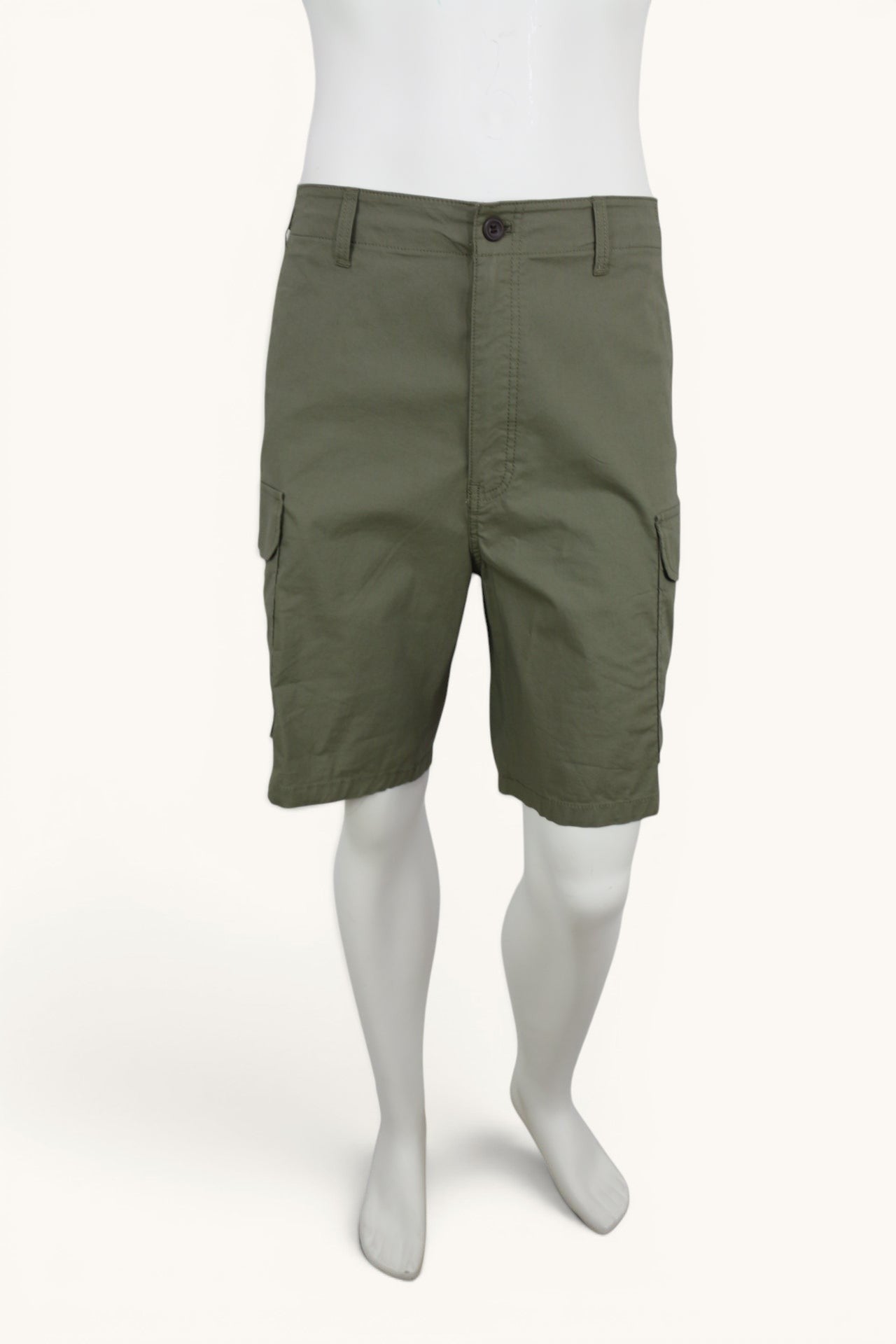 Short cargo homme Frippindealz Dockers kaki olive en coton stretch, coupe relaxed fit avec poches latérales à rabat.