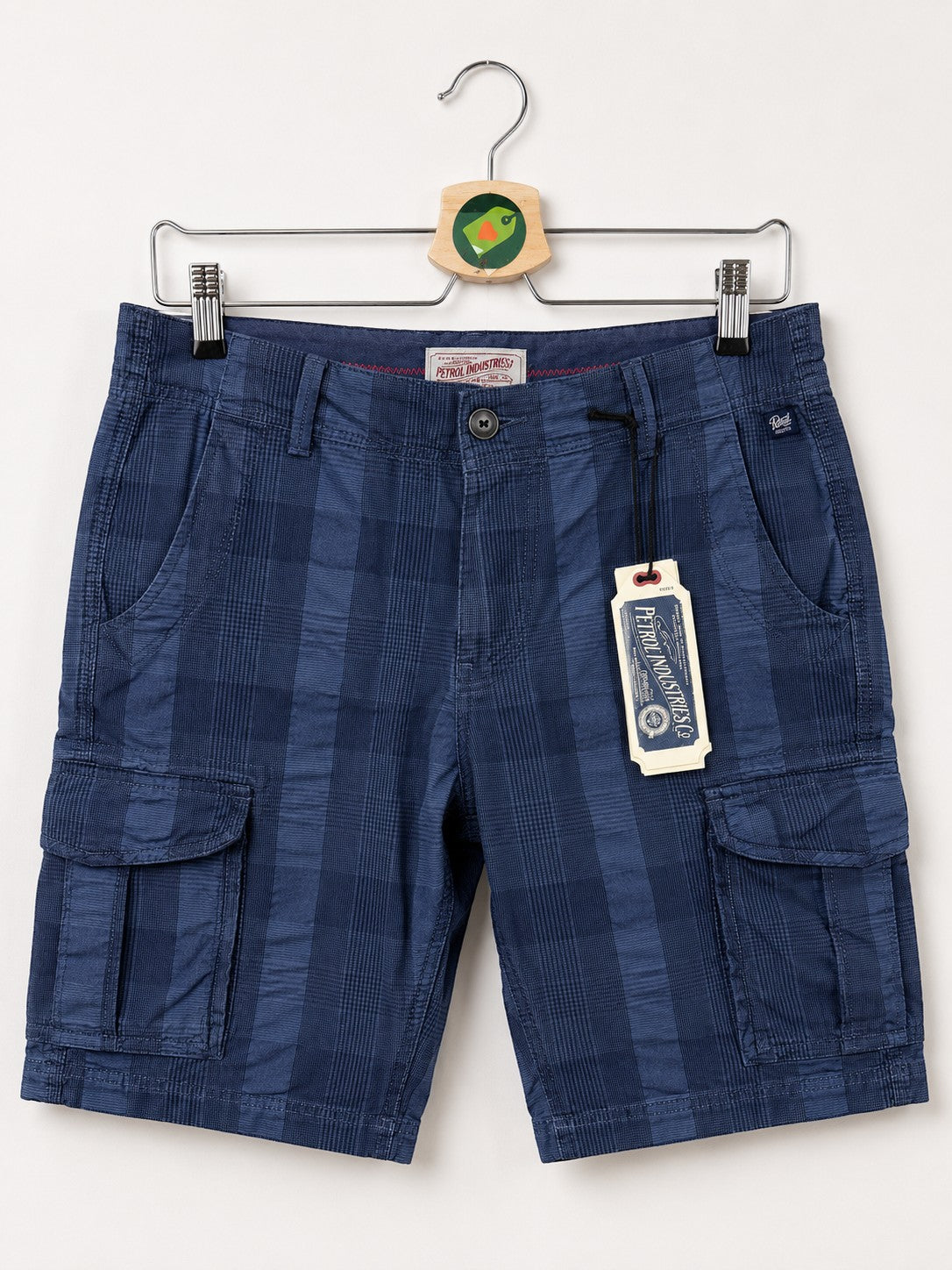 Short cargo Frippindealz Petrol Industries bleu marine à carreaux en coton stretch avec poches latérales, neuf.