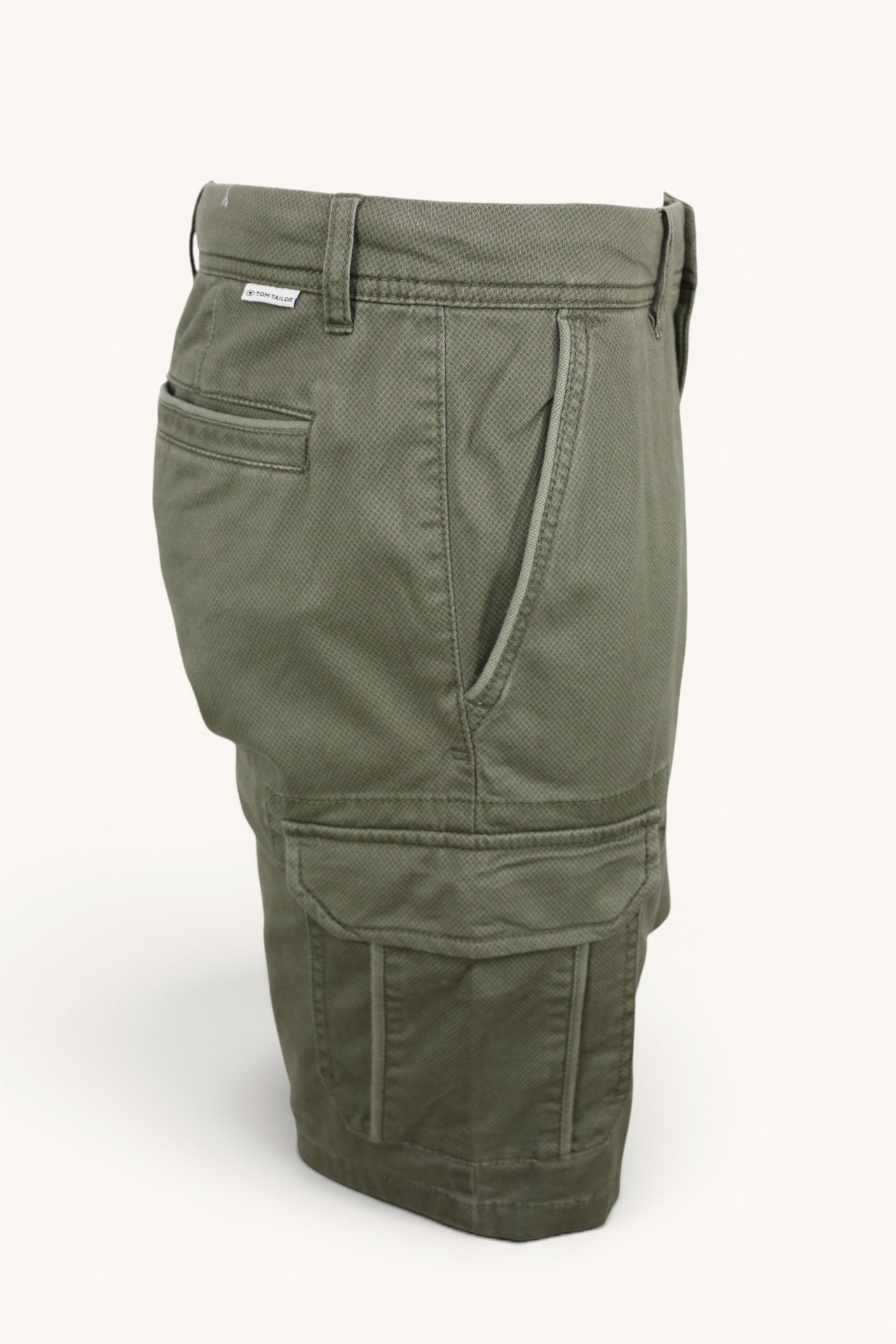Short cargo Frippindealz Tom Tailor vert kaki en coton stretch avec micro-motif et poches latérales utilitaires