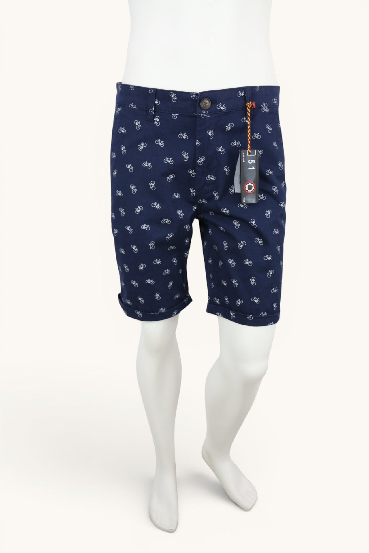 Short chino Frippindealz bleu ciel en coton stretch avec imprimé vélos, coupe casual, neuf avec étiquette.