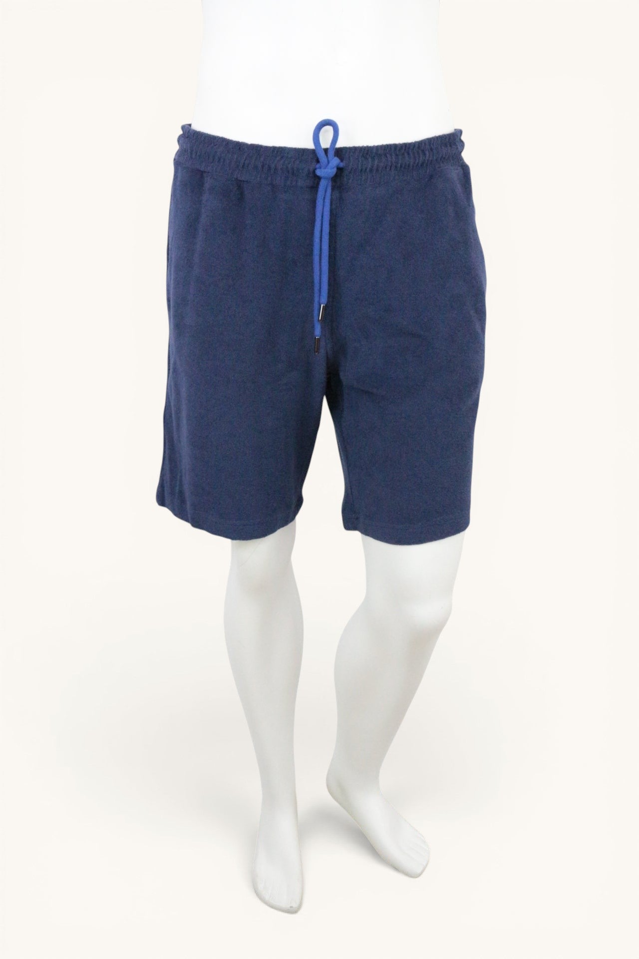 Short homme Marcel Frippindealz en éponge bleu marine, 100% coton bio, taille élastiquée avec cordon de serrage.