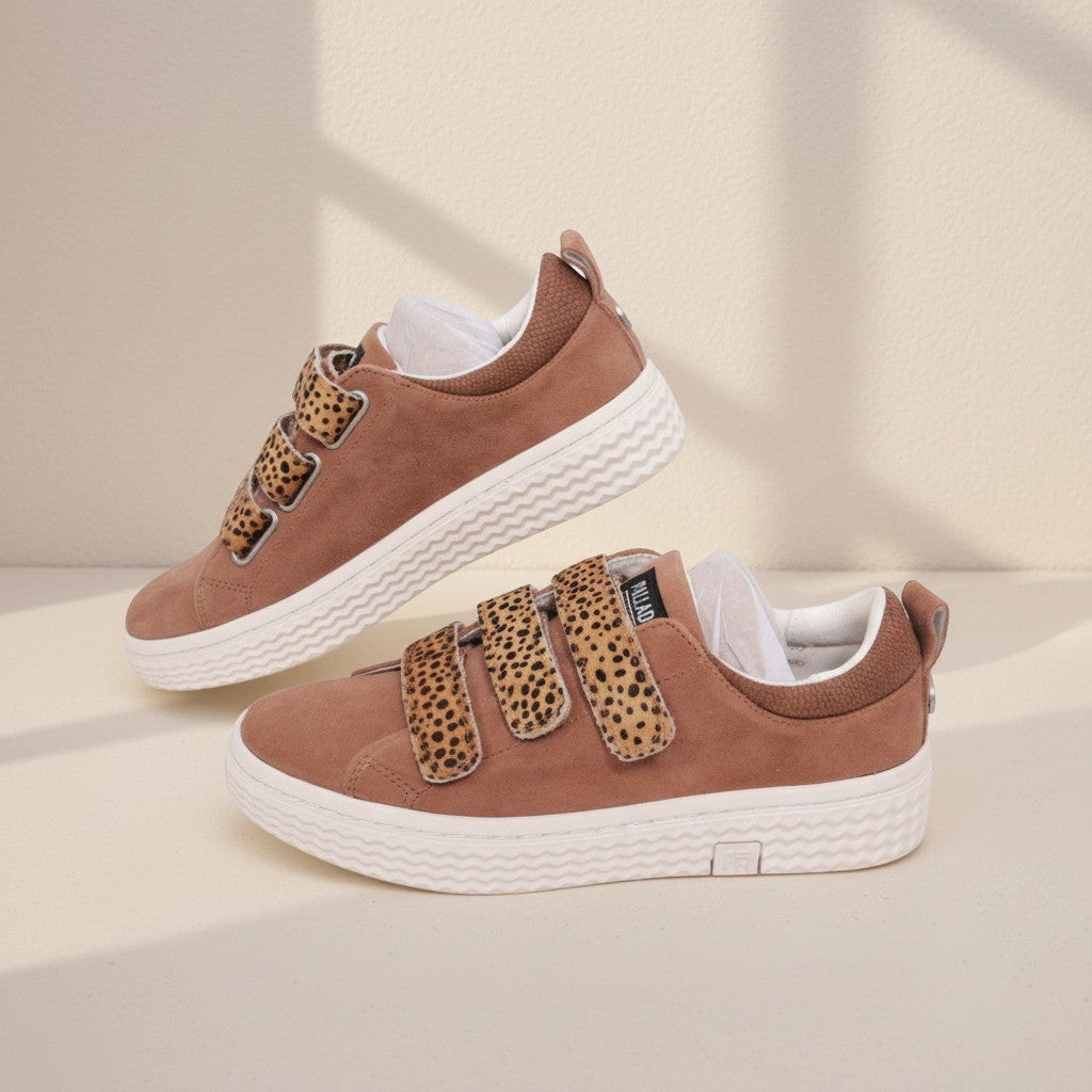Sneakers Palladium Frippindealz en cuir marron avec brides auto-agrippantes à motif léopard et semelle blanche