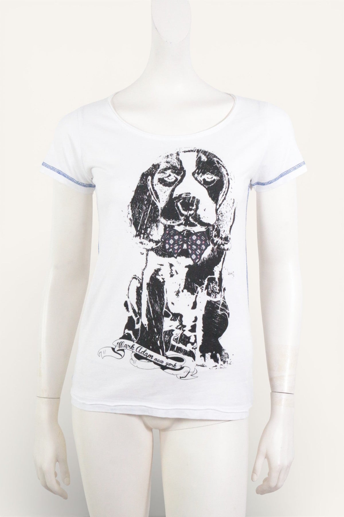 T-shirt blanc en coton Frippindealz avec imprimé artistique de chien noir et blanc, coupe ajustée taille S