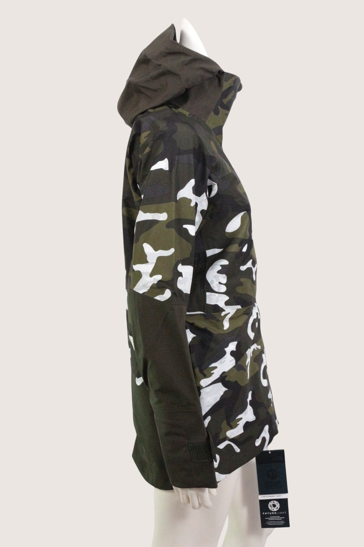Veste camouflage Frippindealz The North Face en polyamide et polyester avec capuche, vue de profil