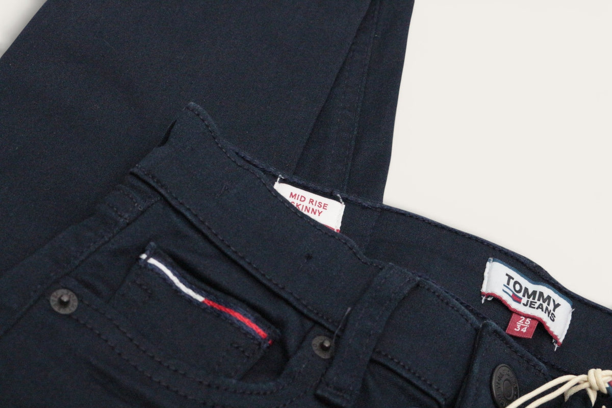 Pantalon skinny bleu marine Frippindealz Tommy Hilfiger avec étiquette et détails de couture