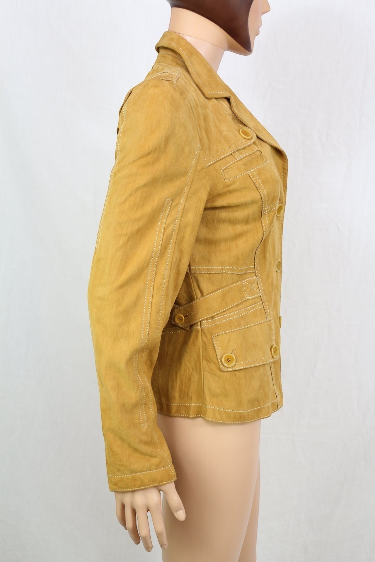 Veste en cuir camel Frippindealz avec coutures apparentes et poches avant, taille M.