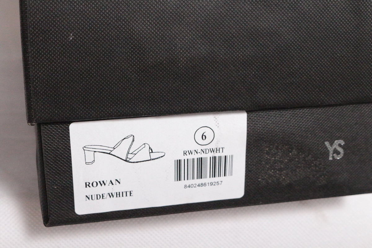 Étiquette de boîte à chaussures Frippindealz pour mules Yosi Samra Rowan en cuir synthétique crème et beige