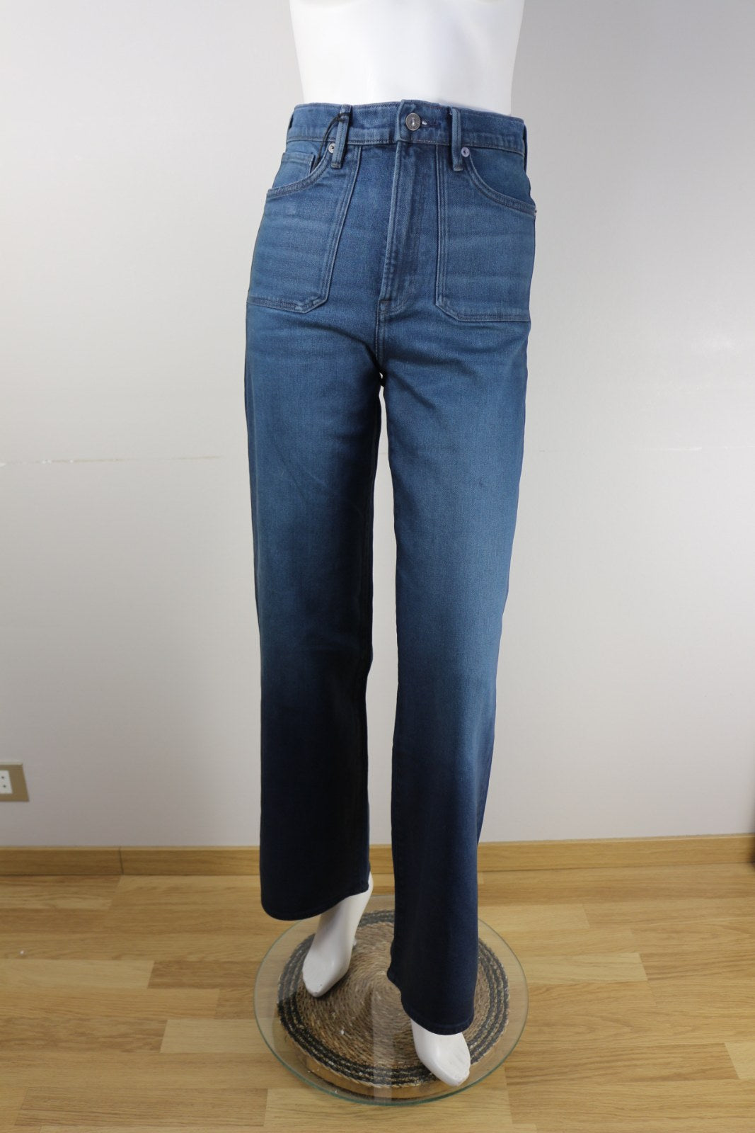 Jean G-Star Raw bleu large taille haute porté sur mannequin, vue de face – Frippin'Dealz