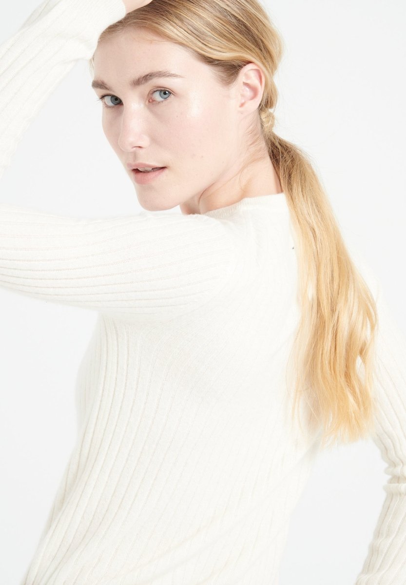 Pull col rond Studio Cashmere8 en cachemire côtelé blanc écru – photo 1 – Frippin'Dealz