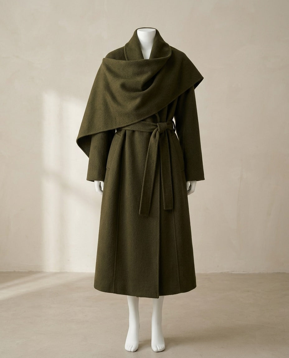 Manteau mi-long en lainage double face – photo 1 – Frippin'Dealz – photo retouchée par IA