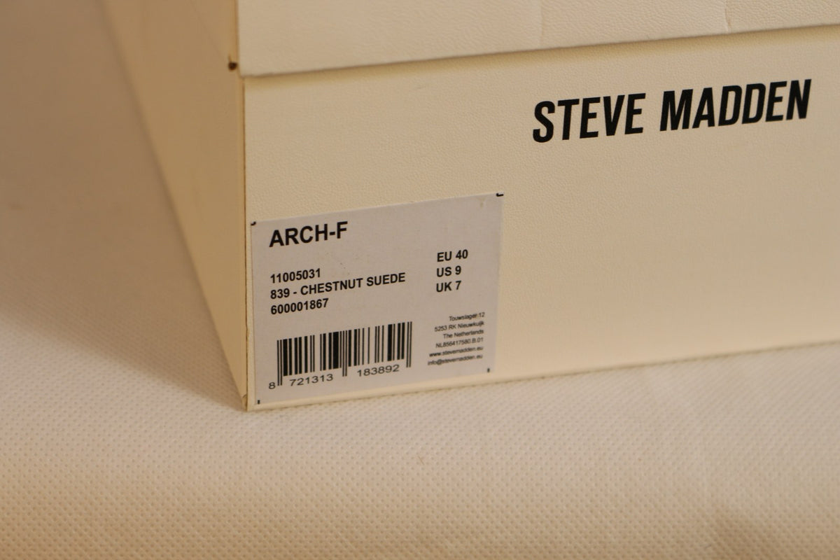 Étiquette de la boîte des mules Steve Madden ARCH-F, chestnut suede, EU 40 – Frippin'Dealz