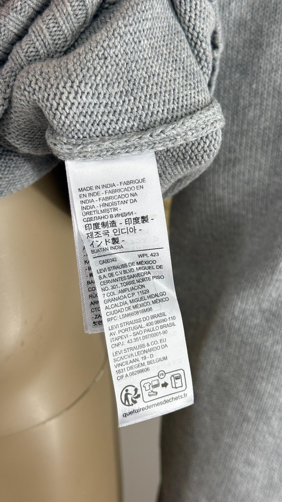 Étiquette de fabrication du pull Levi's, made in India – Frippin'Dealz